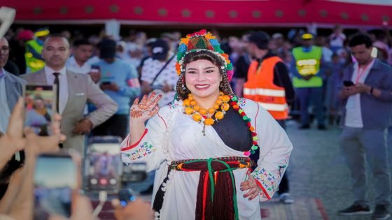 أزيد من 100 رواق و150 ألف زائر في معرض الورد العطري بقلعة مكونة