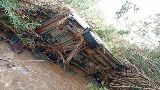 بوازار.. سيول وادي آيت حماد تجرف سيارة عامل منجمي وتودي بحياته بإقليم زاكورة